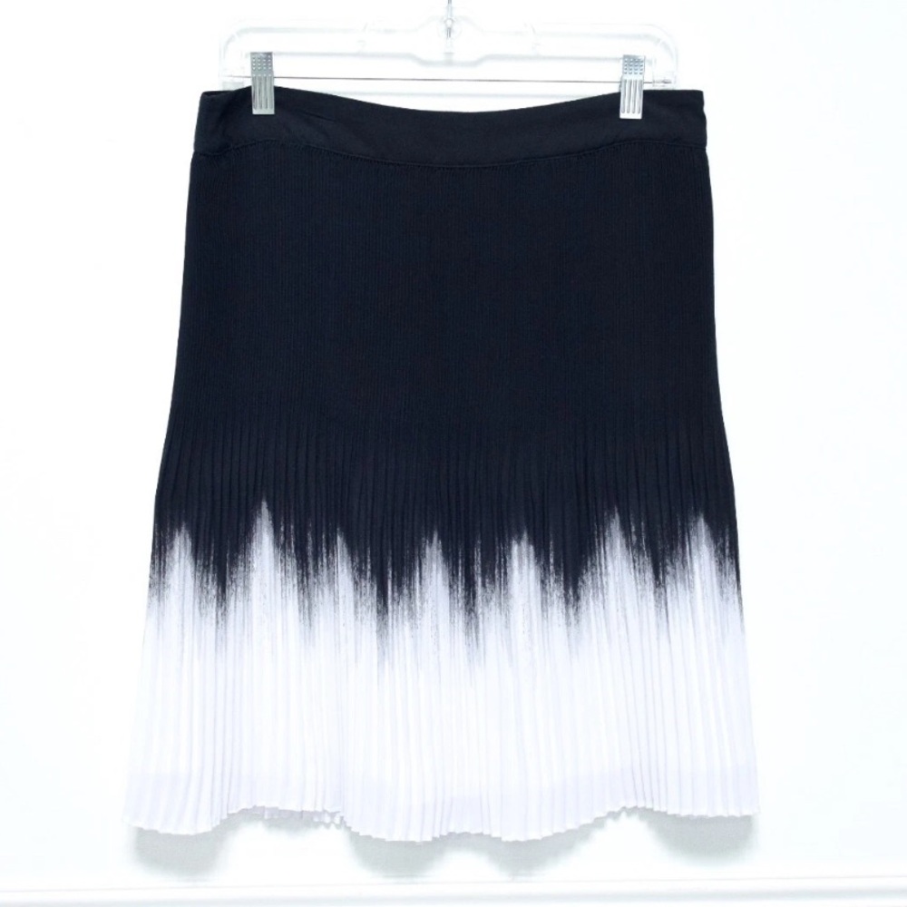 White House black market black and white pleated skirt